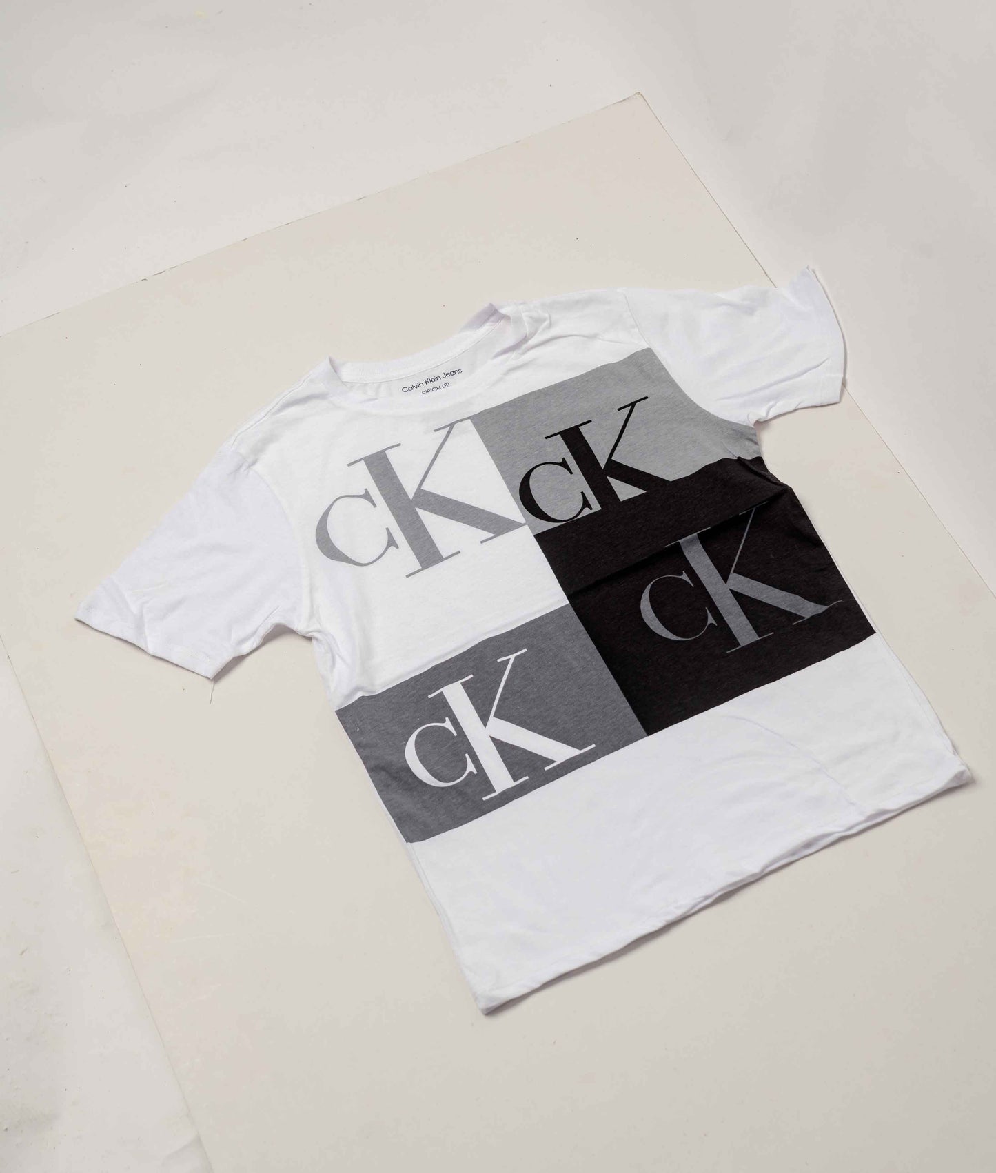 T-SHIRT C.K